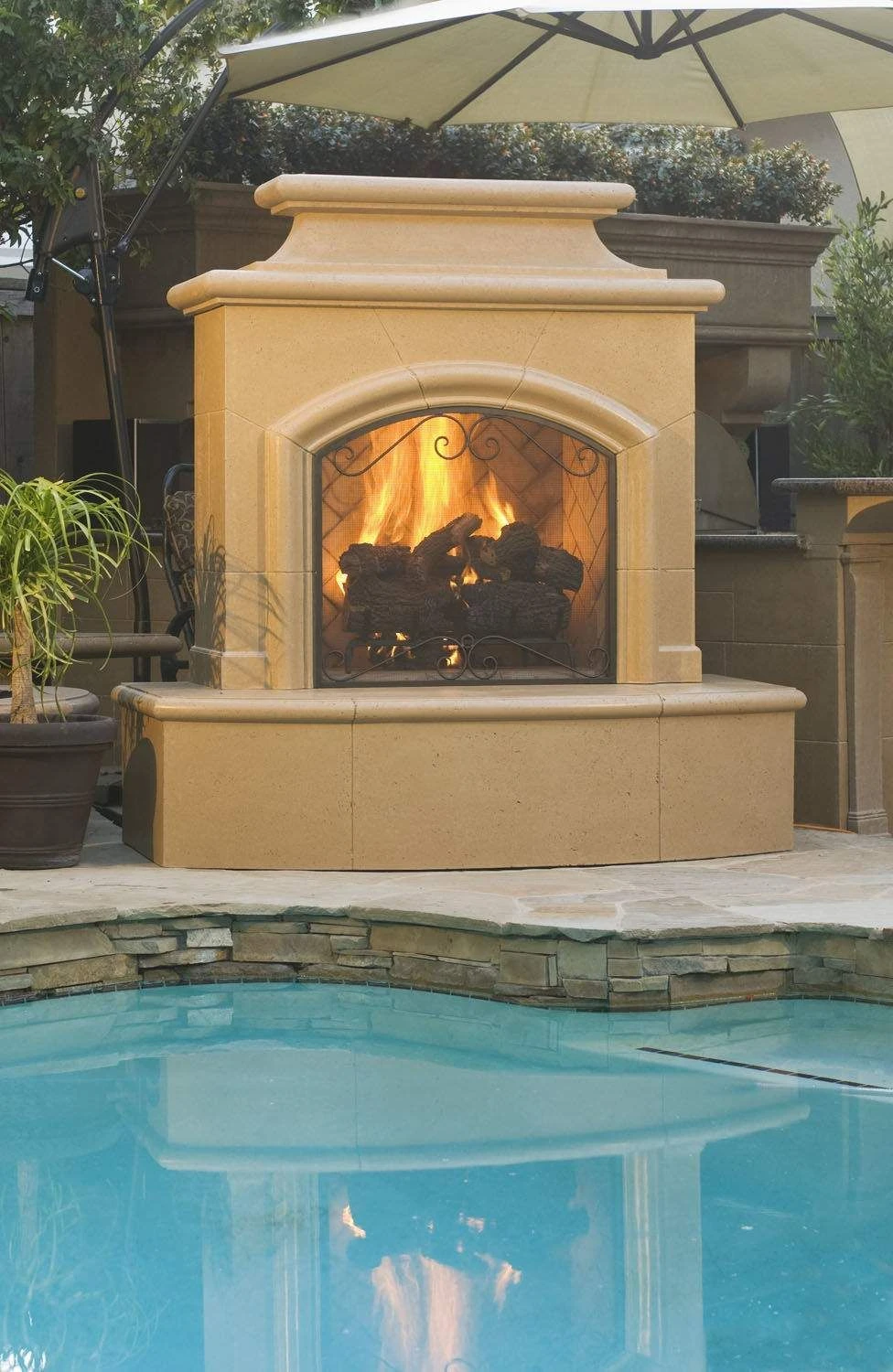 American Fyre Designs Mariposa Outdoor Gas Fireplace 2 American Fyre Designs Mariposa Outdoor Gas Fireplace - Image 2